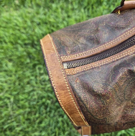 Etro Vintage 16” Travel Duffle Bag – Paisley & Leather – Rehab Project - Picture 4 of 15